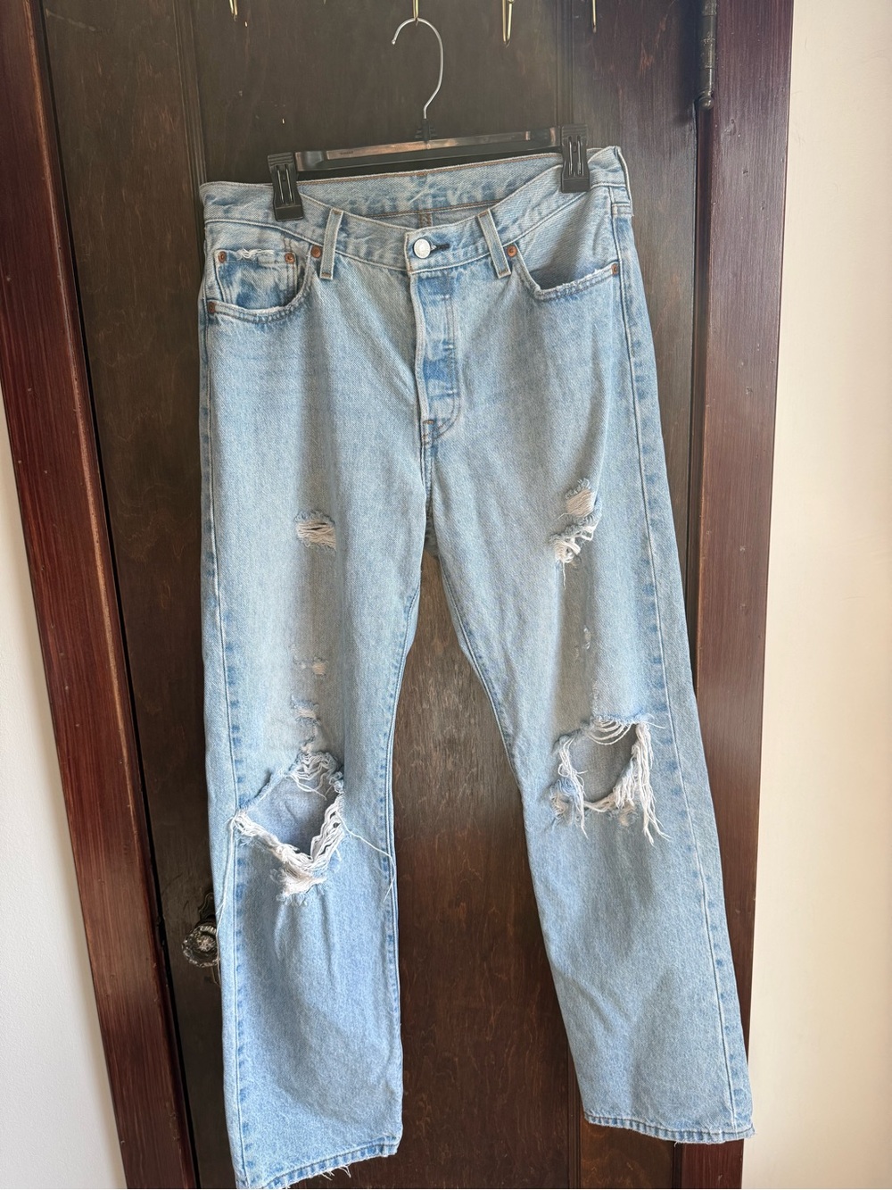 Levi’s Light Blue Distressed Women’s 501 Jeans
